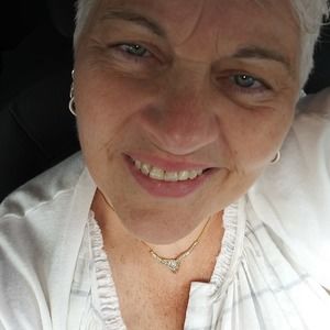 Meet your Posher, Michele